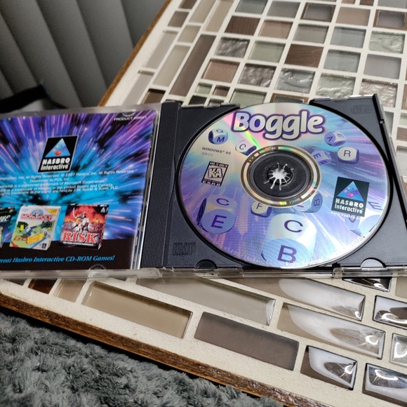 Boggle word search games-pc-must bundle with another item 💜 - Picture 3 of 3